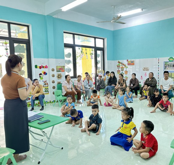Họp phụ huynh đầu năm tại các cụm của trường MG Vành Khuyên