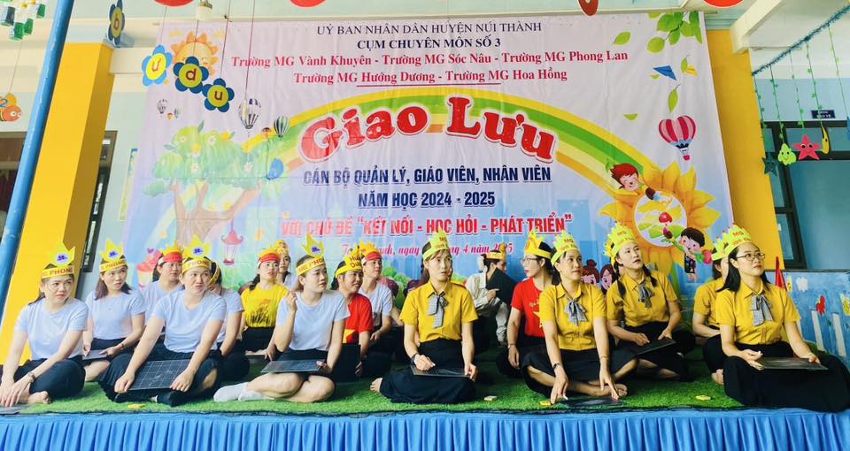 Giao lưu CB quản lý - giáo viên - nhân viên chuyên môn cụm số 3